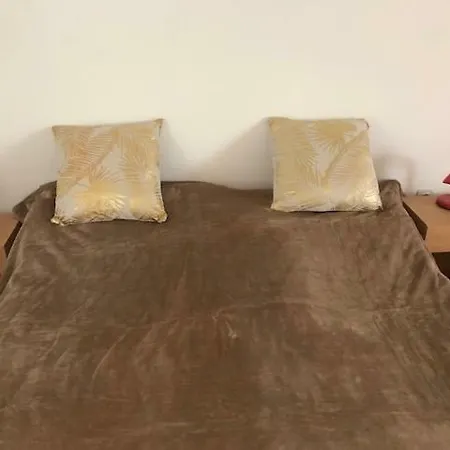 Apartman Sara Lejlighed *