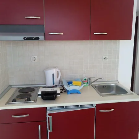 Apartman Sara *